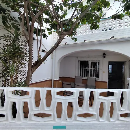 Casa Del Mar 펜션
