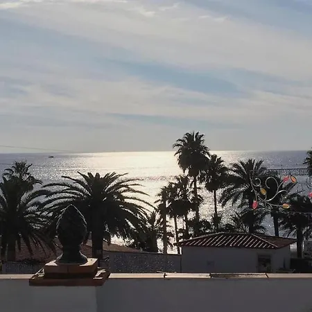 Casa Del Mar 네르하
